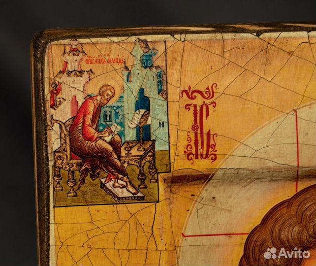 Икона деревянная в ковчеге 