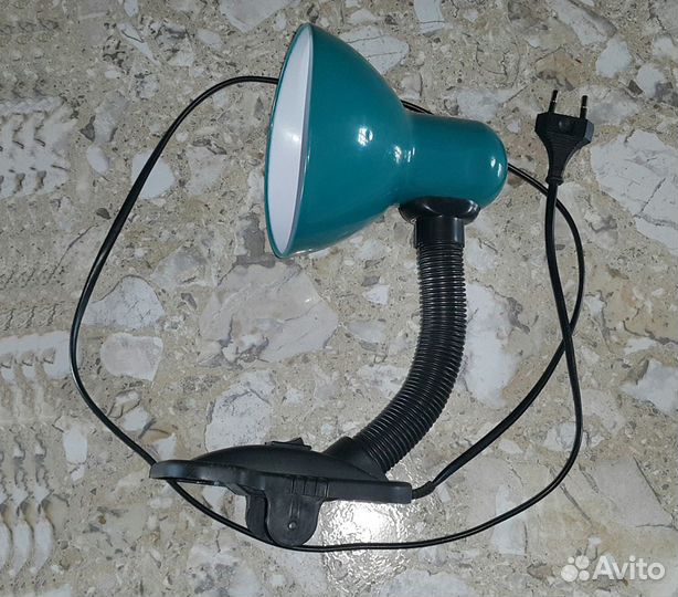 Настольный светильник