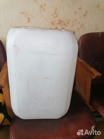 Канистра пластиковые 20 л