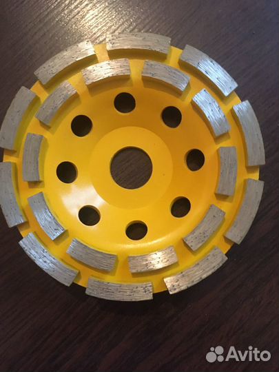 Алмазная шлифовальная чаша по бетону 125 мм