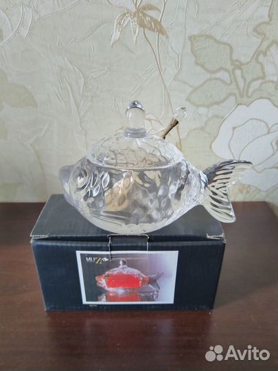 Предметы посуды и аксессуары для кухни