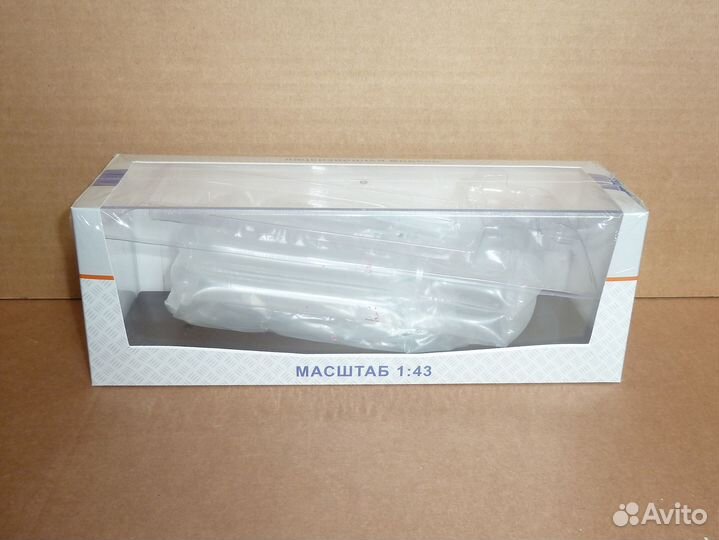1/43 Бокс 32см 