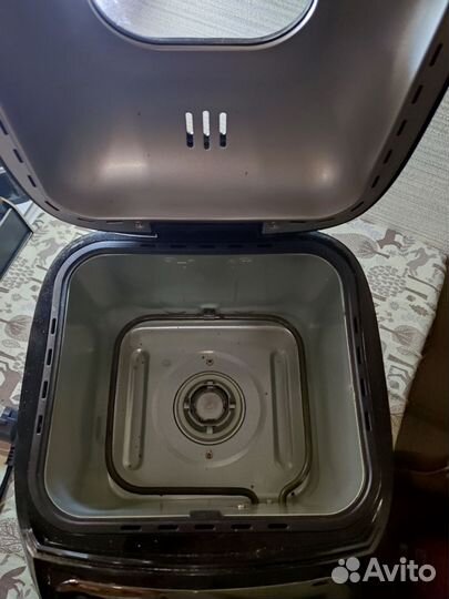 Хлебопечка Redmond RBM-1913