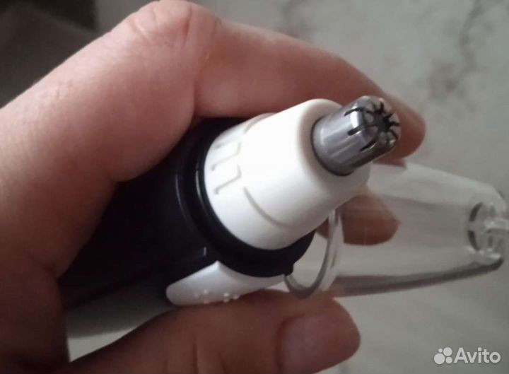 Новый триммер для удаления волос из носа и ушей