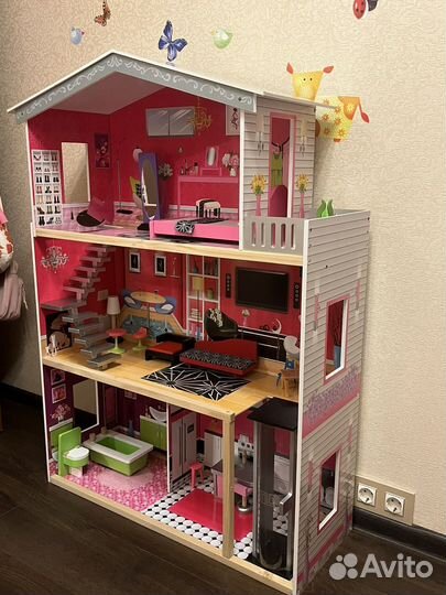 Домик кукольный