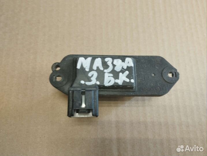 Резистор печки Mazda 3 BK