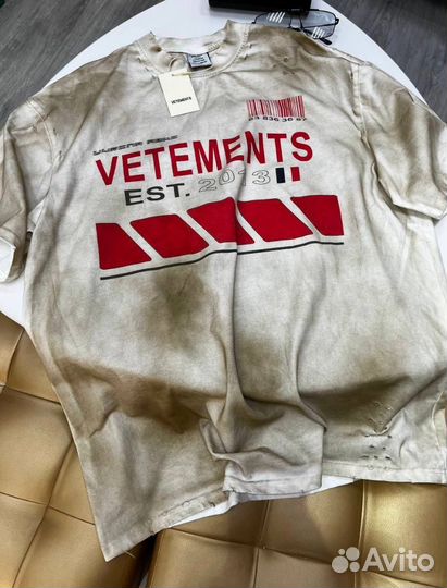 Футболка Balenciaga