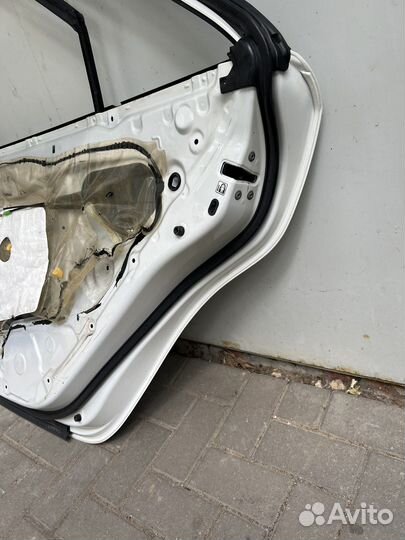 Дверь задняя правая toyota camry 50 55