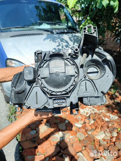 Фара правая bmw e70