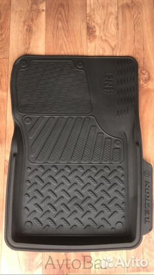 Коврики в салон Прадо 150