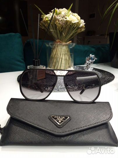 Солнцезащитные очки мужские prada
