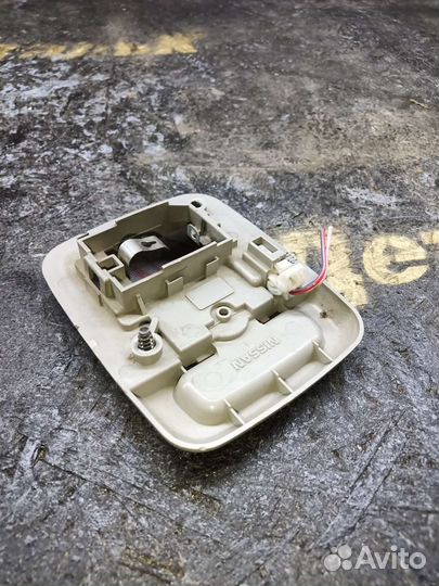 Плафон салона Nissan bluebird u14