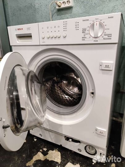 Встраиваемая стиральная машина Bosch 8кг