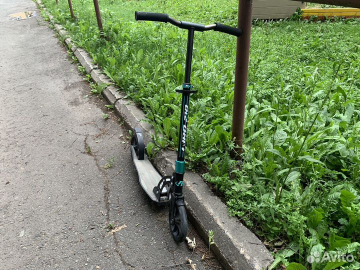 Самокат Giro 210