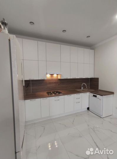 Кухня новая