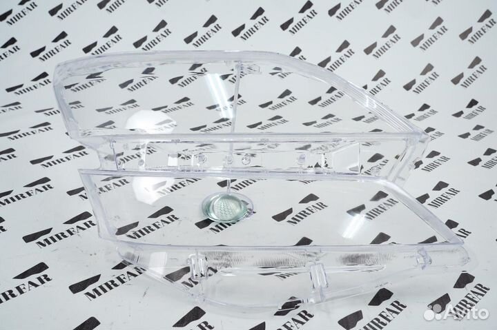 Правое стекло фары Toyota Vellfire 2008-2015