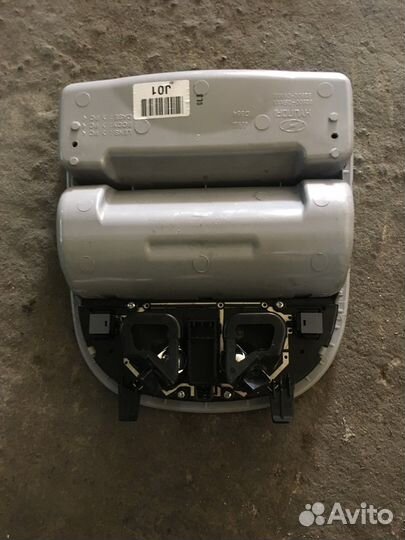 Плафон внутреннего освещения (очечник)