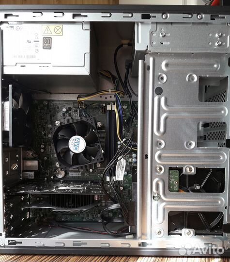 Рабочий компьютер Lenovo с Windows 10 Лиц