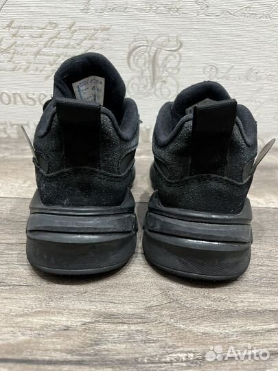 Кроссовки Котофей 25 размер