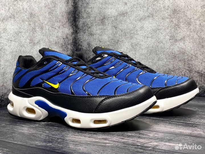 Кроссовки Nike tn plus