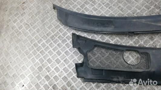 Накладка декоративная (жабо, дождевик) audi A6 C6