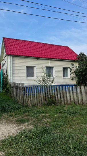 Дом 45 м² на участке 6 сот.