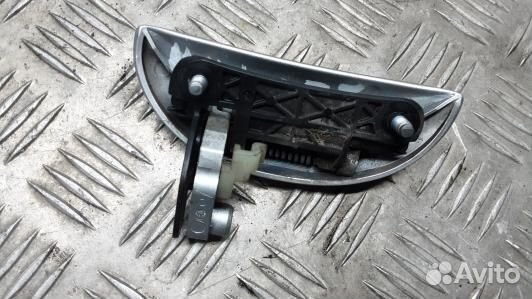 Ручка наружная передняя правая toyota aygo B1 (32C