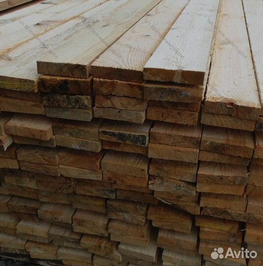 Доски сосны, красота и прочность в каждом элементе