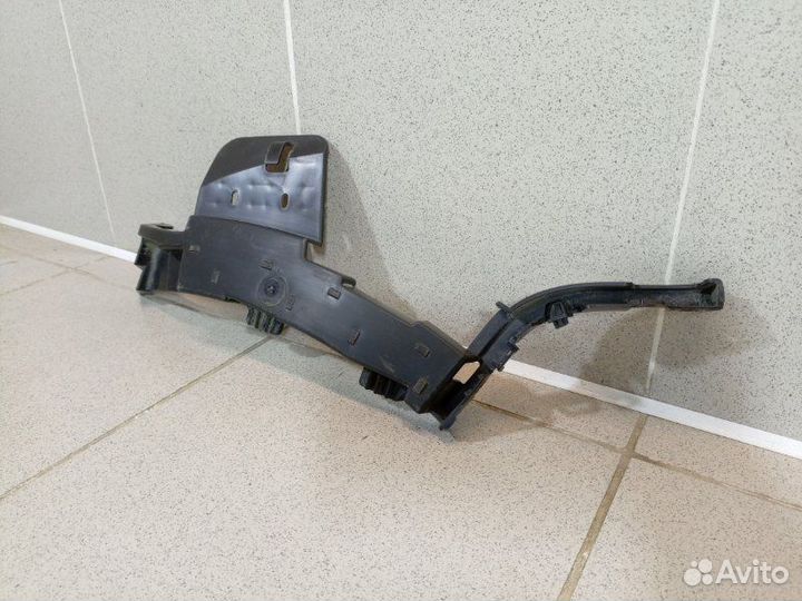 Кронштейн переднего бампера левый Peugeot Expert 3