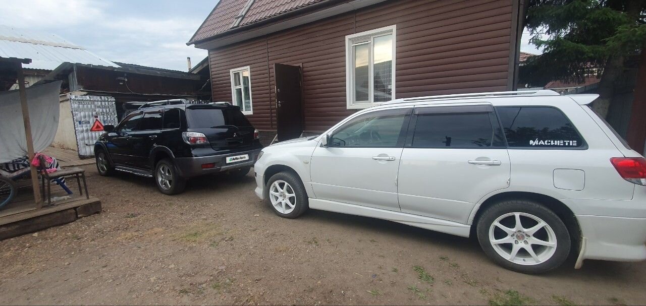 Mitsubishi Outlander: фото владельца