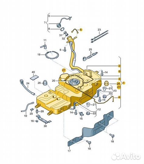 Б/У Бак топливный - Небольшой дефект крепленияn