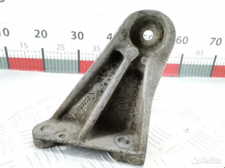 Кронштейн двигателя Jaguar S-Type 2004