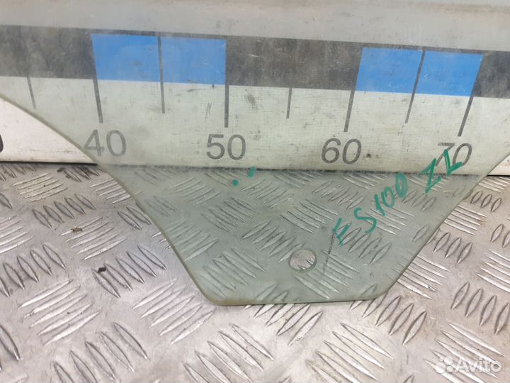 Б/У Стекло двери задней левой