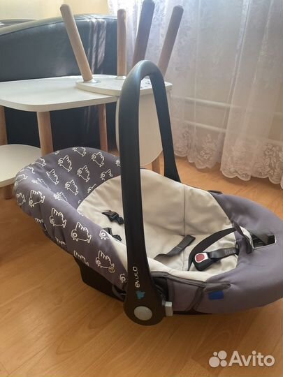 Детское кресло в машину