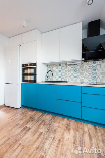 Кухонный гарнитур с бесплатной столешницей