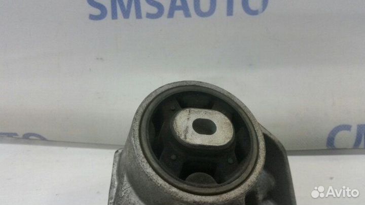 Опора редуктора Audi A8 D3 4.2FSI BVJ 2006-2010