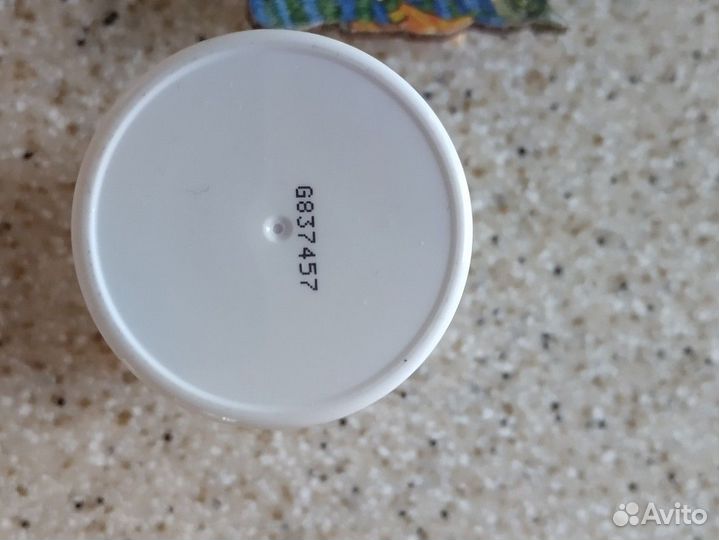 Дезодорант, формата твердых духов