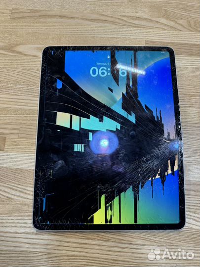 iPad Pro 12.9 3е поколение 512Gb Cellular Разбит