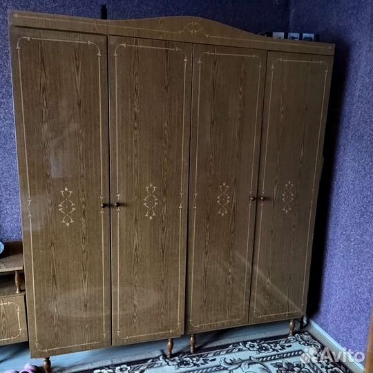 Спальный гарнитур бу
