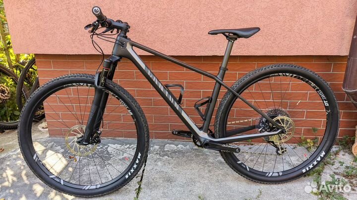 Карбоновый 29er canyon exceed CF SL