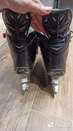 Хоккейные коньки Bauer Supreme 2s (8 D)