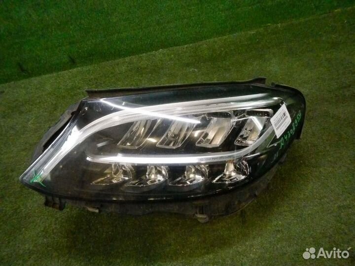 Фара левая Mercedes-Benz C-Class