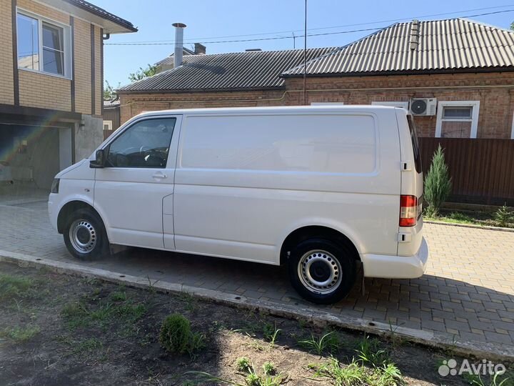 Volkswagen Transporter 2.0 МТ, 2010, 210 000 км
