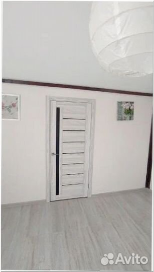 Межкомнатная дверь белая