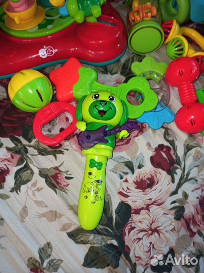 Детские игрушки для малышей пакетом
