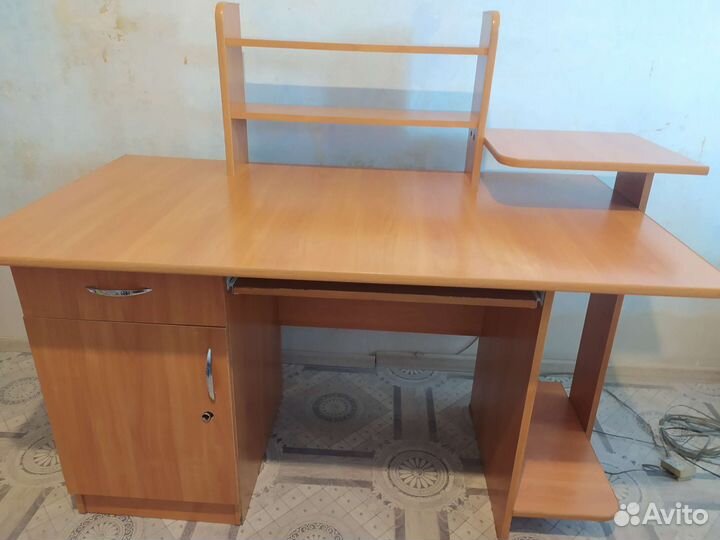 Компьютерный стол бу