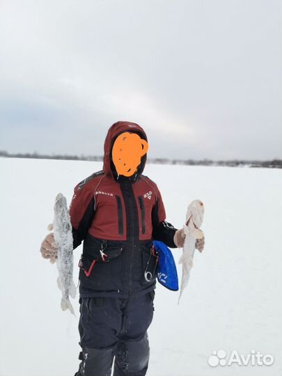 Зимний рыболовный костюм поплавок