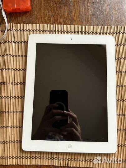 Планшет Apple iPad 4 поколения 2012 года