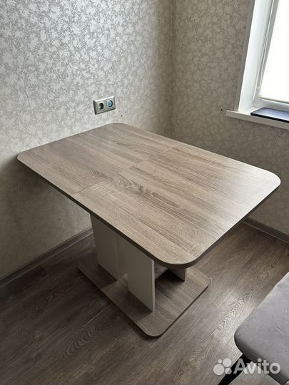 Стол кухонный раздвижной