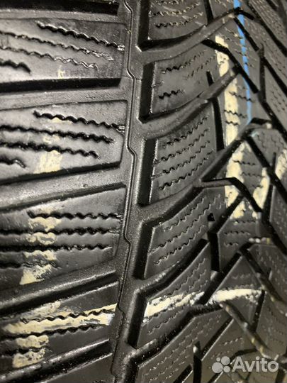 Dunlop Winter Sport 5 SUV 235/45 R18 98V